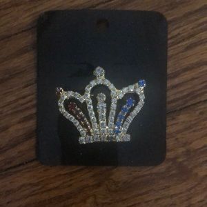 Crown Pin